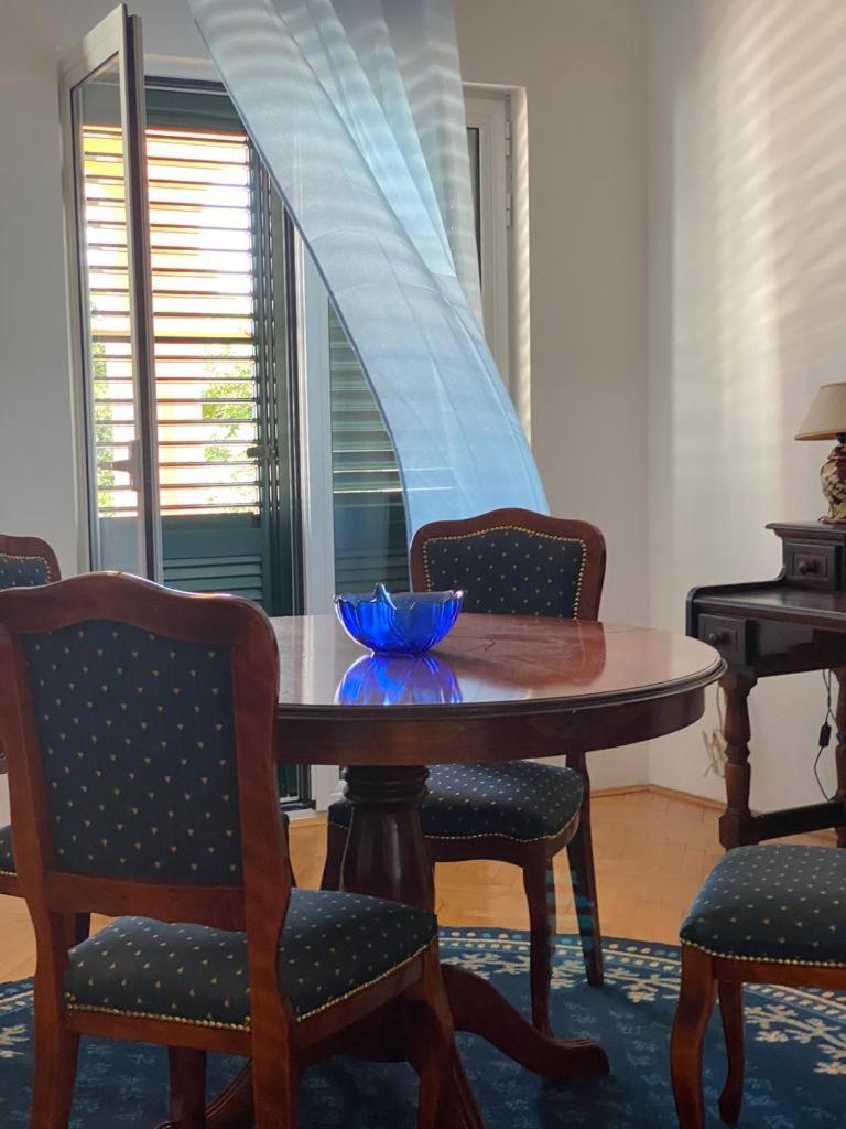 Apartments Grifone Lux Herceg Novi Exterior foto