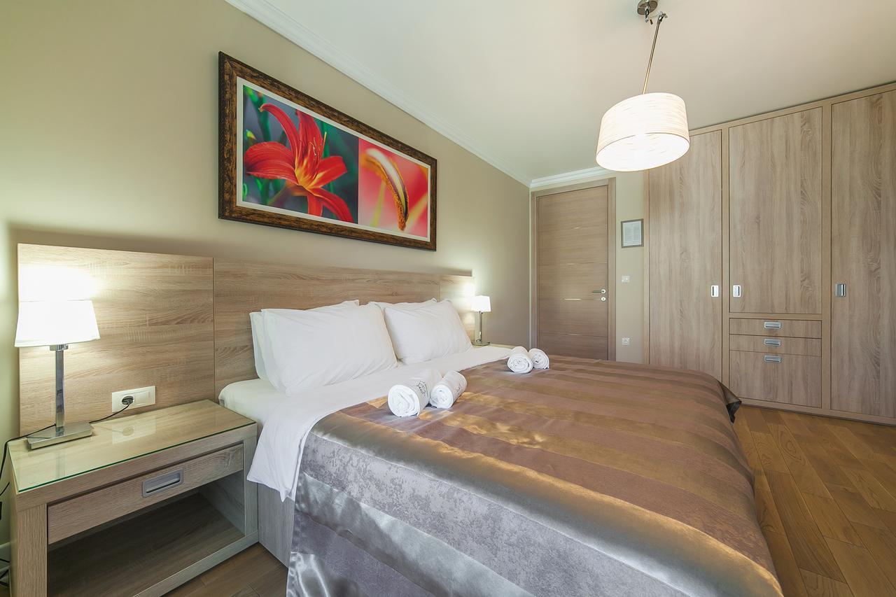 Apartments Grifone Lux Herceg Novi Exterior foto